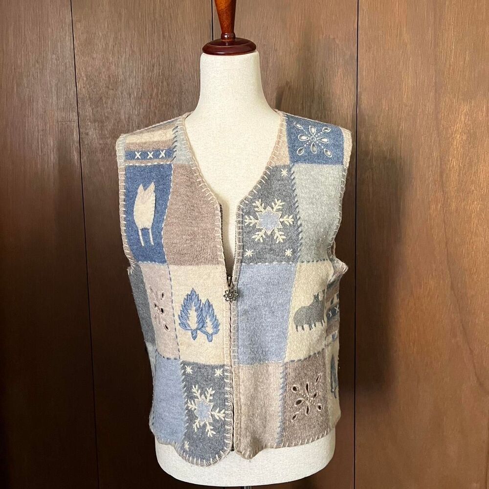 Woolrich Women's Winter Snowflake Patchwork Zip Up Wool Vest